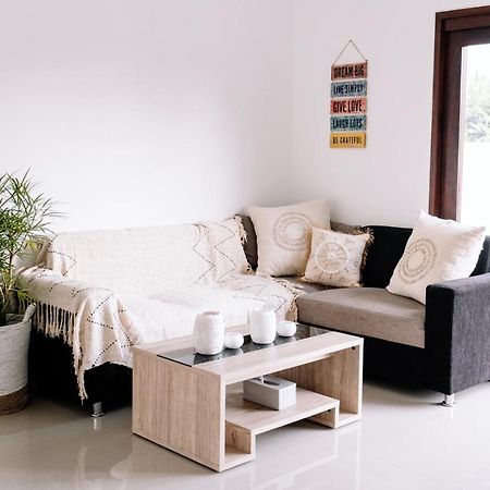Villa Uhaina אמד מראה חיצוני תמונה